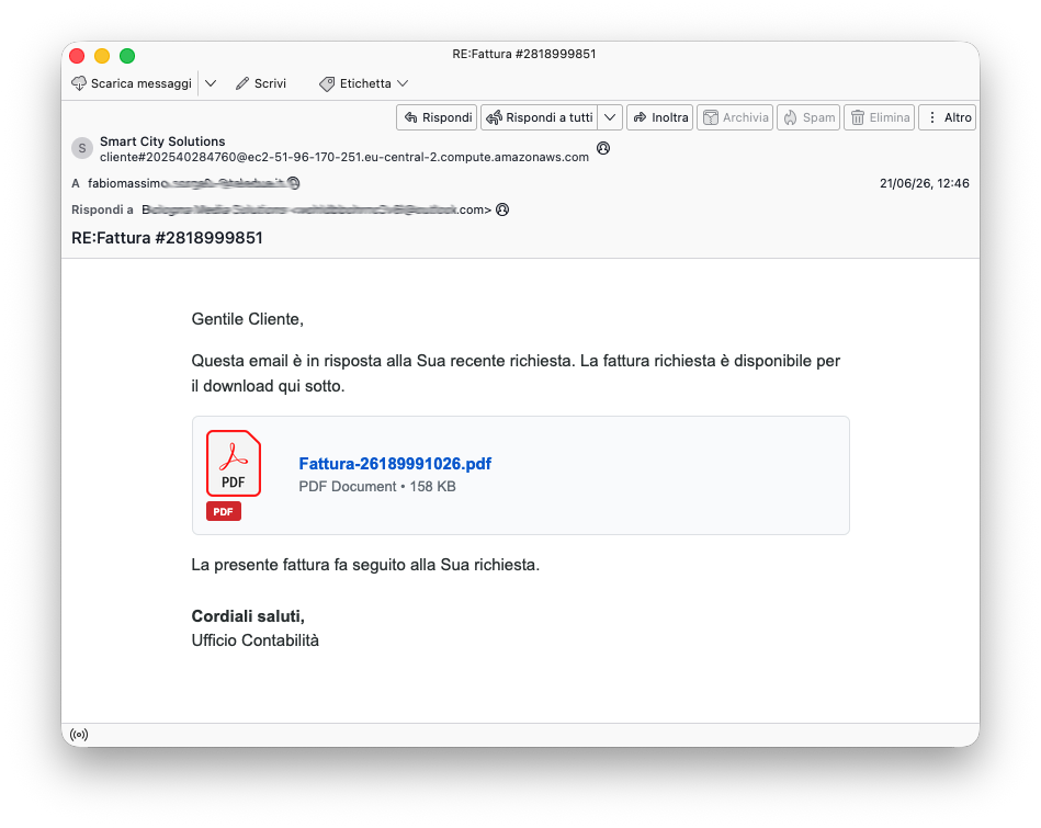 Screenshot of the Italian-language phishing email delivering a fake invoice with Fattura #2818999851