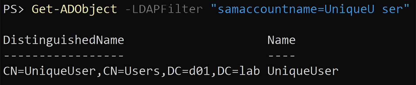 A query with 0x200C pasted between Unique and User